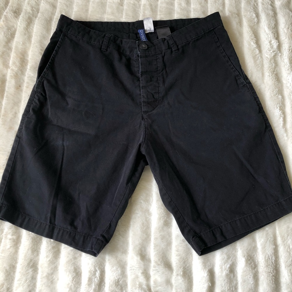 H&M divided shorts size 28